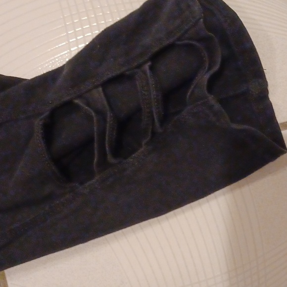 4/$30 Black Athletic Capri Leggings With Open Sides - Size 1X - Picture 3 of 5